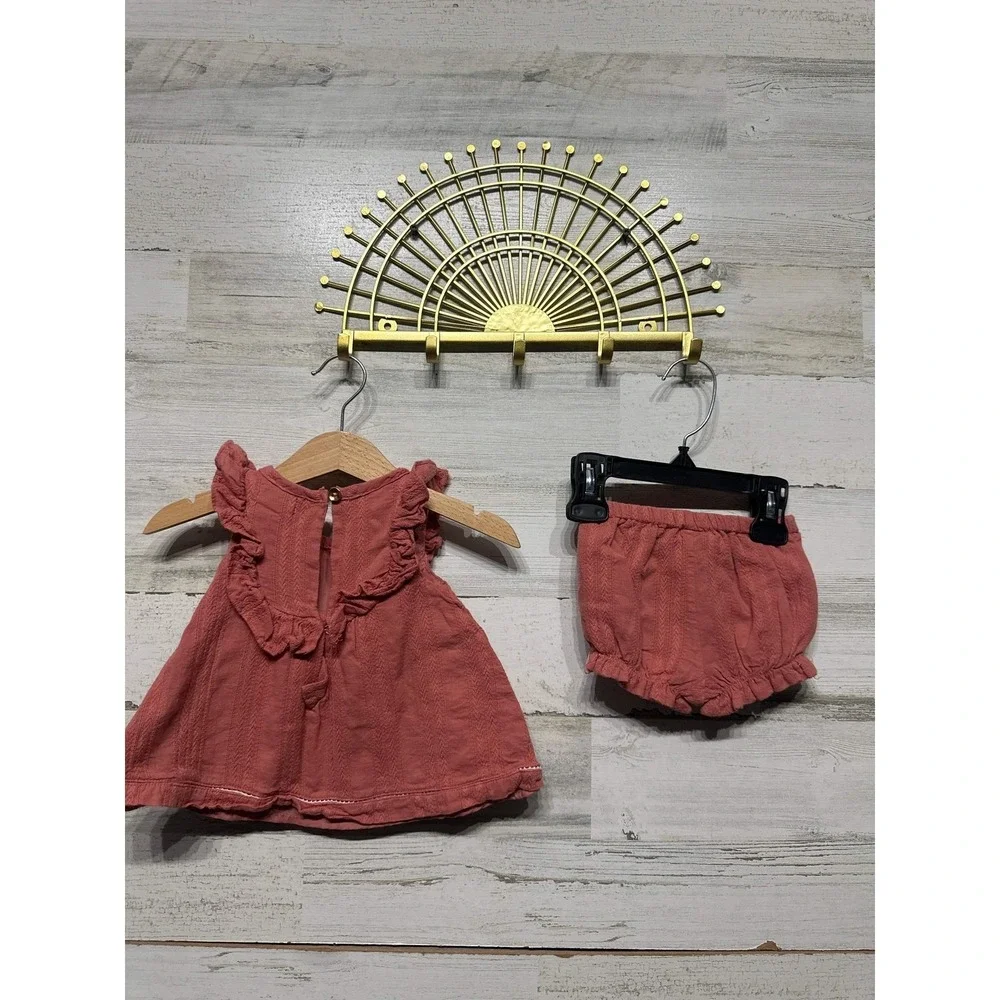 Tahari 2PC Top Bloomers Set Girls 3-6M Rose Pom Pom Ruffle Boho EUC
